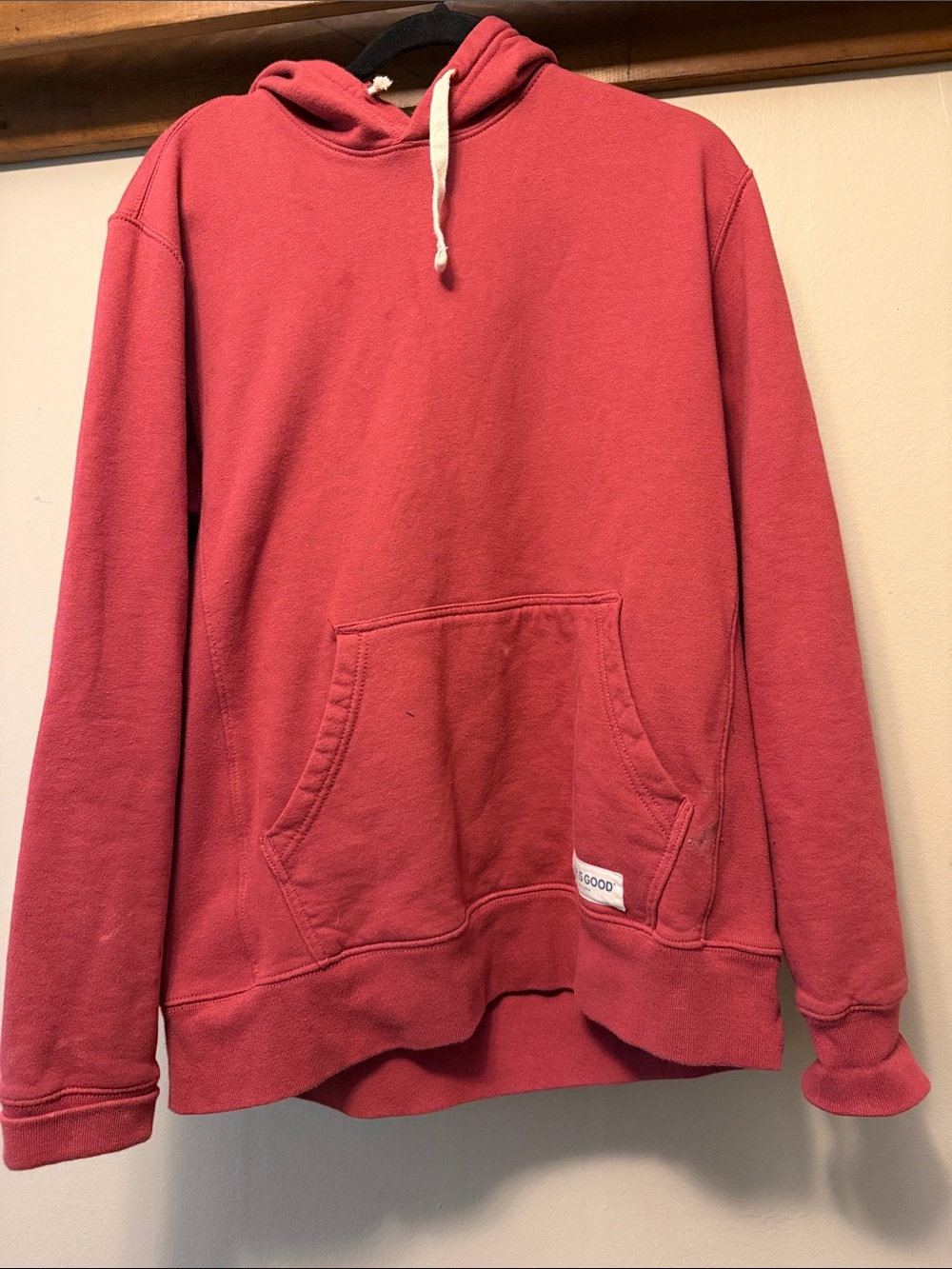 Life Is Good Men's Coral Red Pullover Hoodie